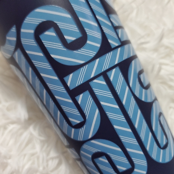 Starbucks Holiday 2020 Color Changing Grande Cup - Picture 4 of 7